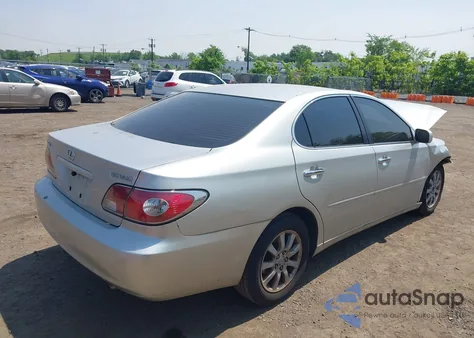 2002 Lexus Es 300 from USA, damaged, VIN JTHBF30G125023832